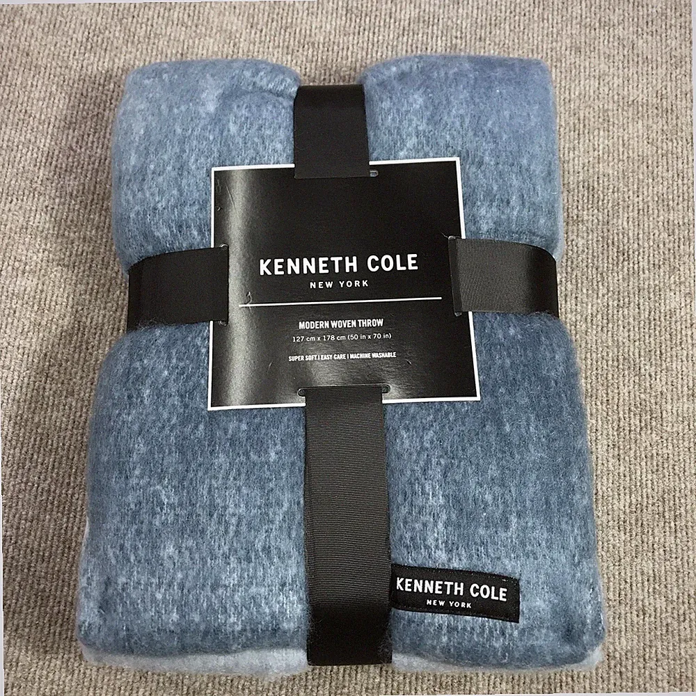 Kenneth Cole New York Urban Ombre Blue 50x70 Throw Blanket Soft Cozy New